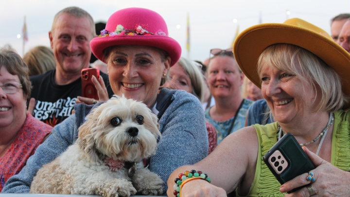 Dogs are welcome at Sunshine Festival